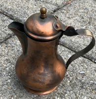 Kleine Kanne aus Kupfer mit Deckel gebraucht