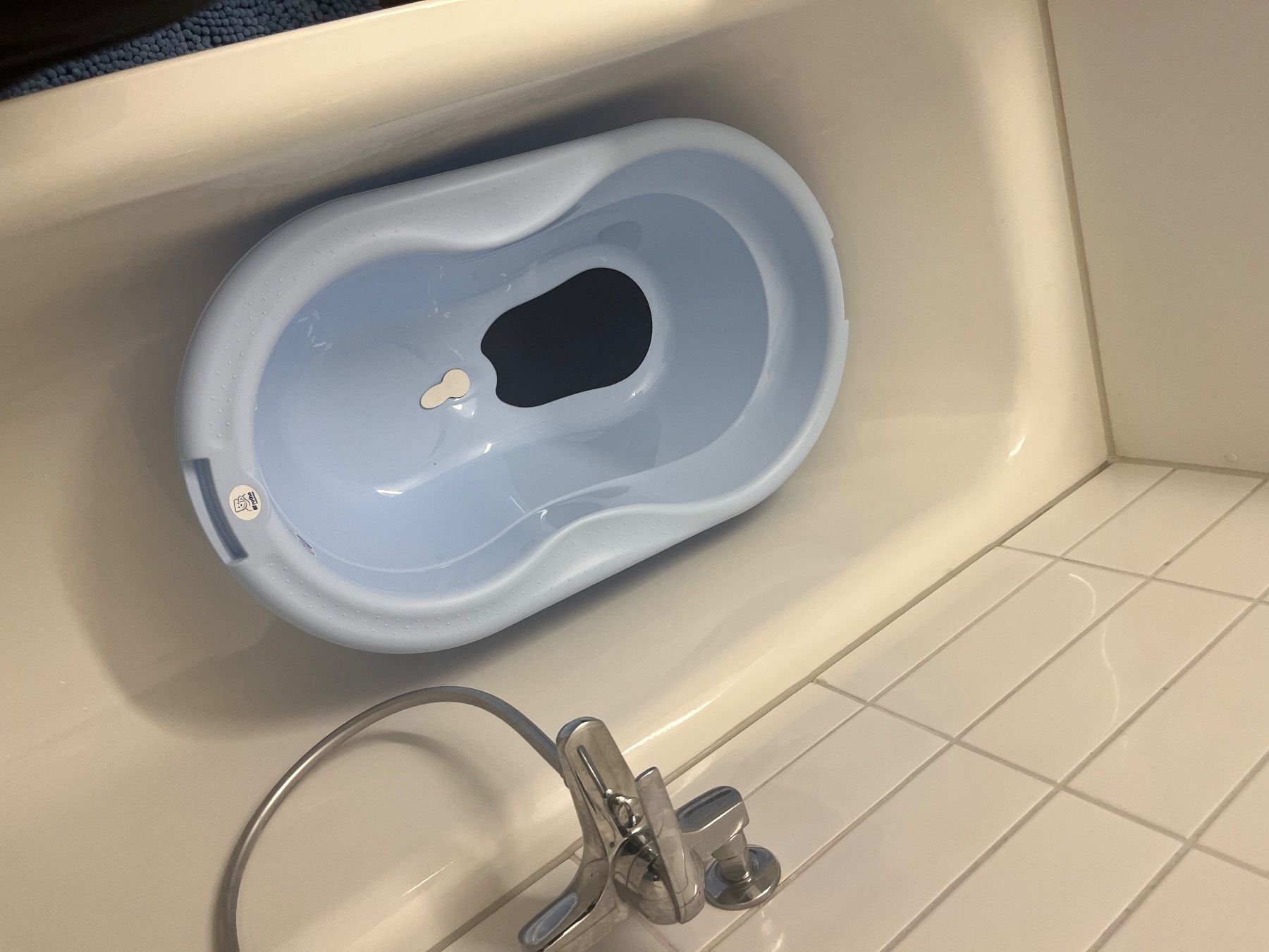Rotho Badespass: Badewanne Rotho TOP – Gebraucht aus Thalwil von Beatrice01
