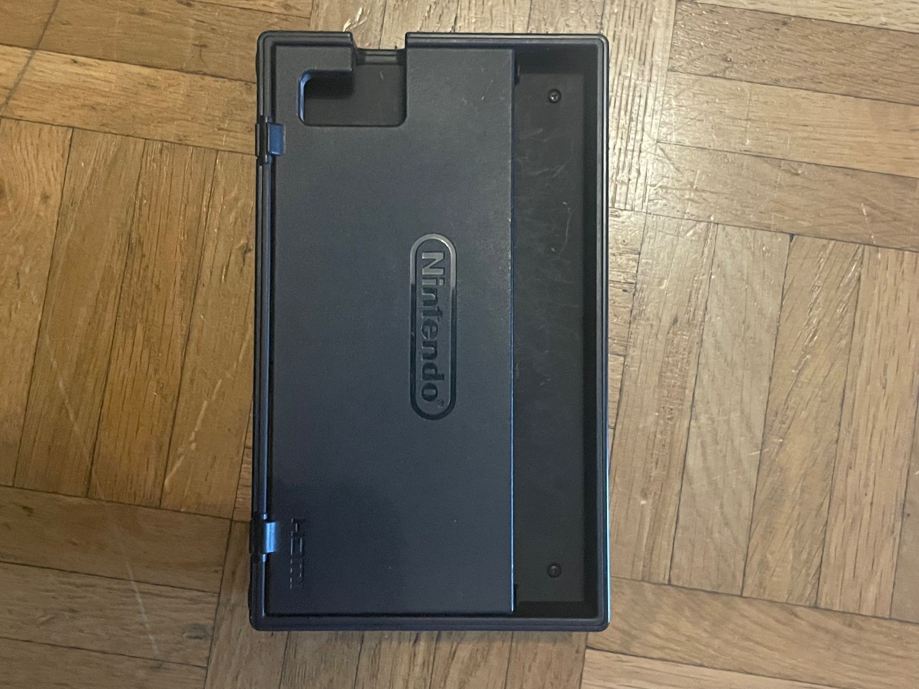 Nintendo Console: Nintendo Switch Docking Station – Usato da Zürich venduto da beli_30 2