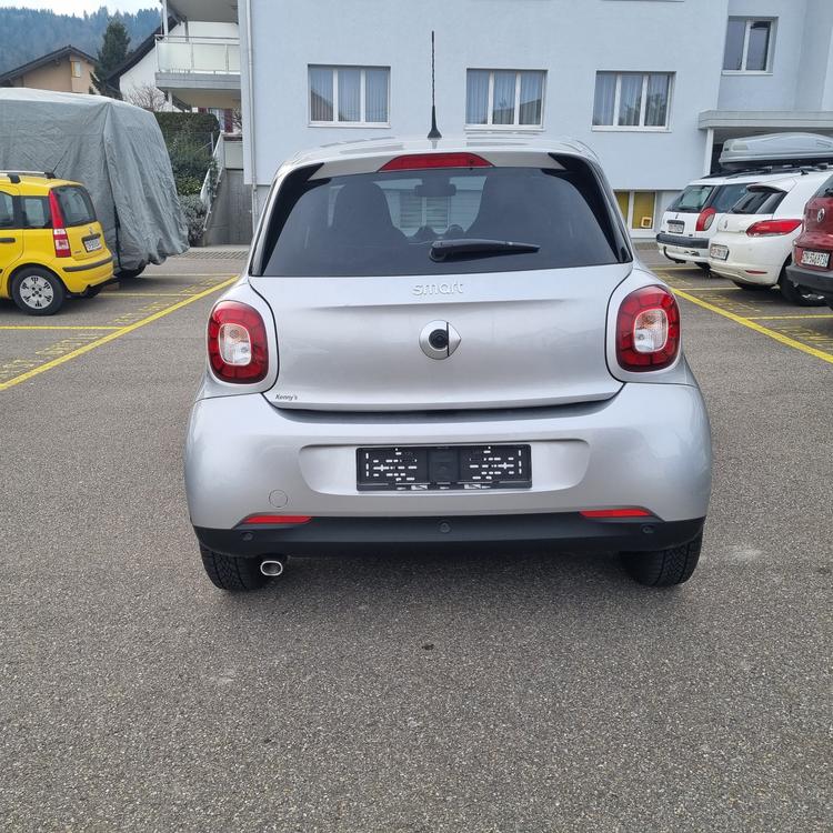 SMART FORFOUR