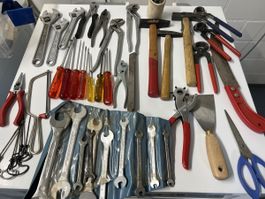 Werkzeug Konvolut Handwerkzeuge assortiert guter Zustand