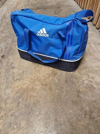 Adidas Sporttasche mit Schuhfach  Blau