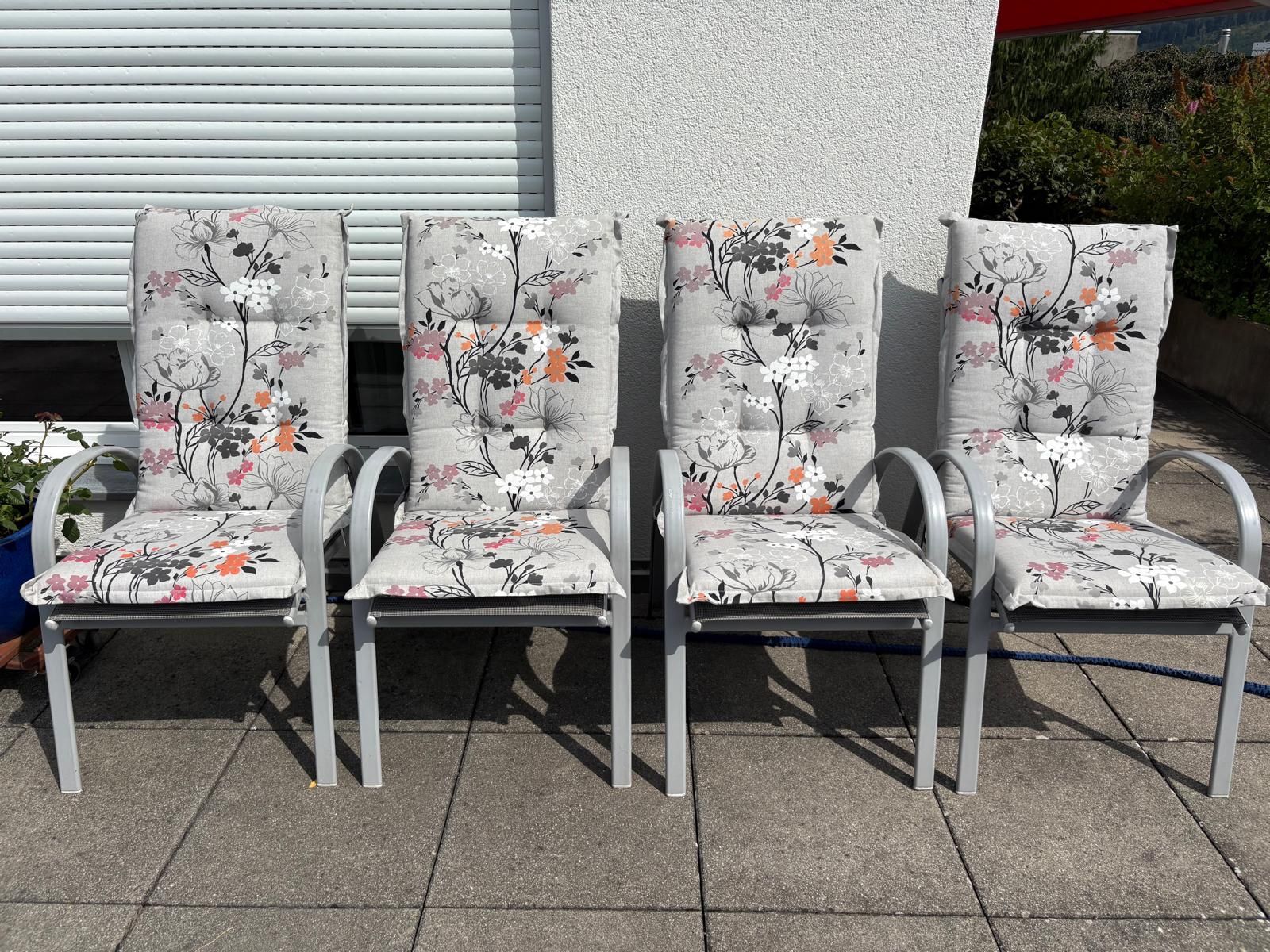 Stühle: Gartenstühle - Wetterfest – Gebraucht aus Nidau von Singuella 2