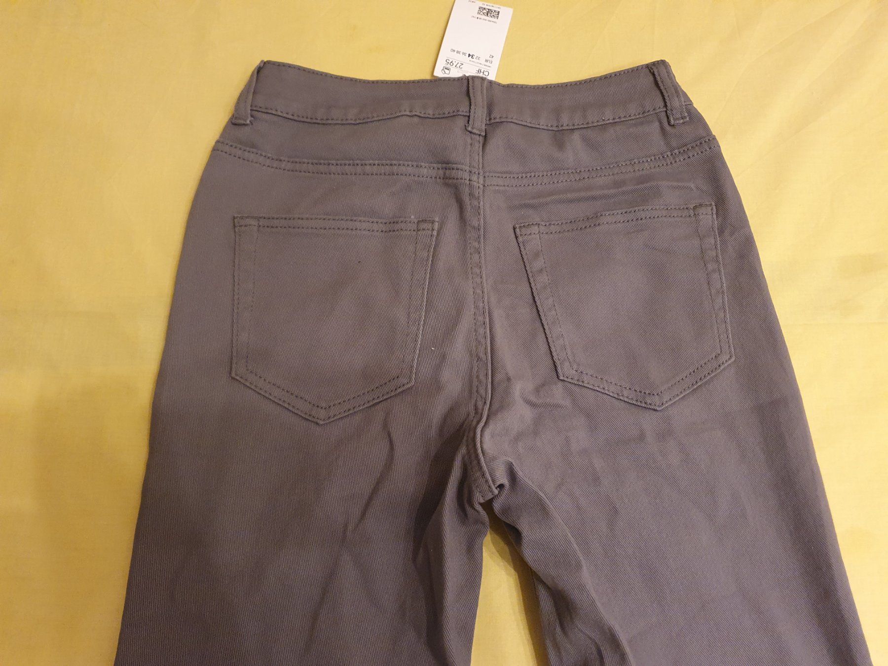 H&M Hosen: Jeans H&M Gr.34 NEU – Neu und originalverpackt aus Kloten von Hektor44 3