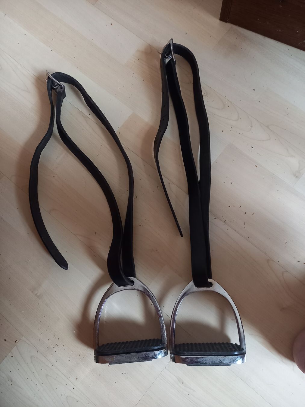 Selle & Accessori: Kindersteigbügel – Usato da NIEDERBUCHSITEN venduto da jut_lpv5 1