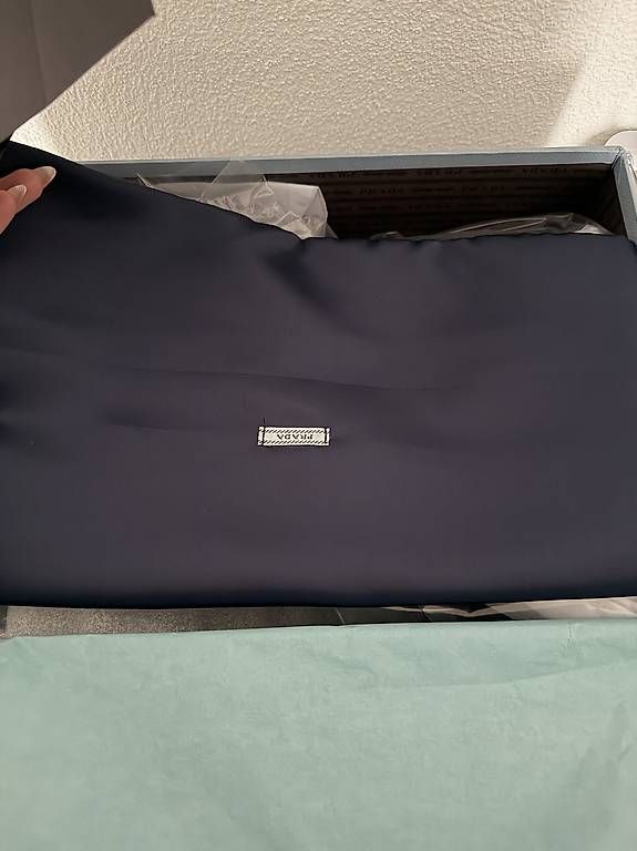 Scarpe da donna: "Prada"Boots neu verpackt Grösse 37 – Usato da Pratteln venduto da melanievik 1