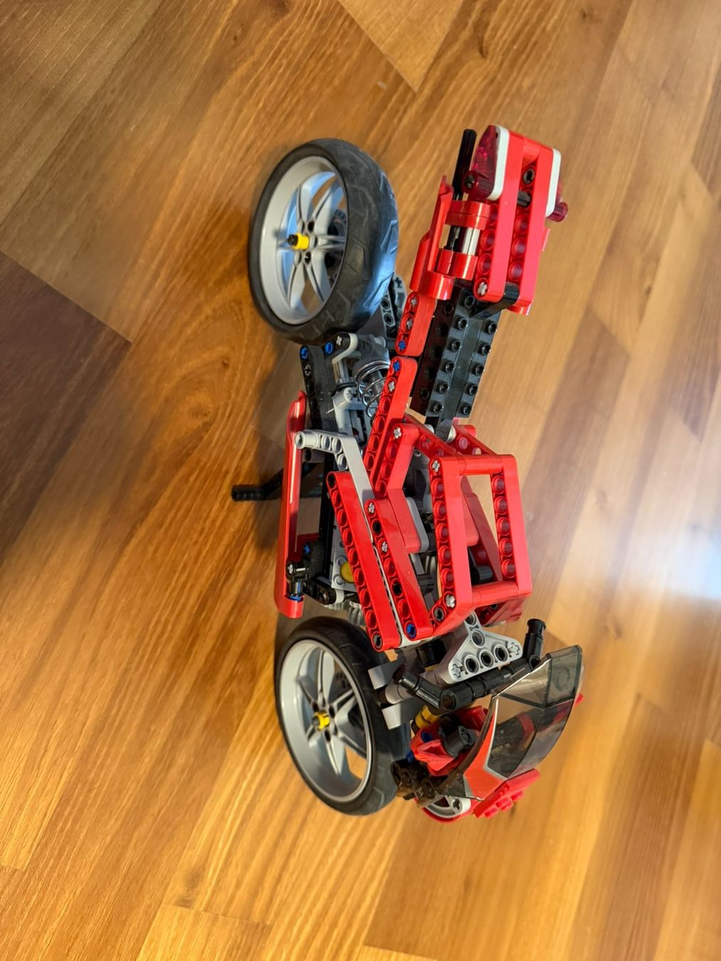 Lego Spielzeuge: Lego Technic Motorrad rot 8420 – Gebraucht aus Winterthur von fingerweg1 1