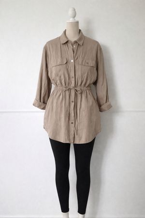 Zara Hemd Jacke, Beige, Grösse M