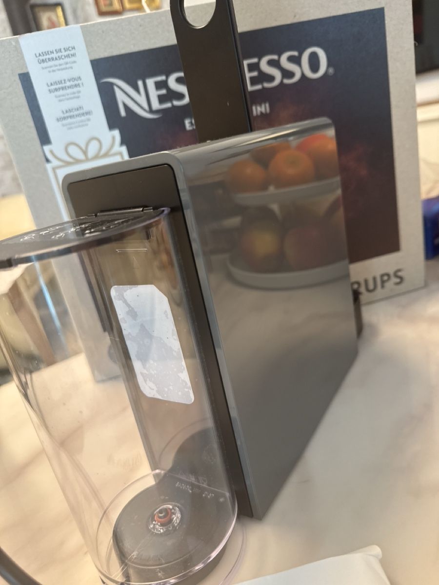 Krups Macchine per caffè & Macchine per espresso: Essencza mini- nespresso – Nuovo (secondo la descrizione) da Glattbrugg venduto da prod01 3