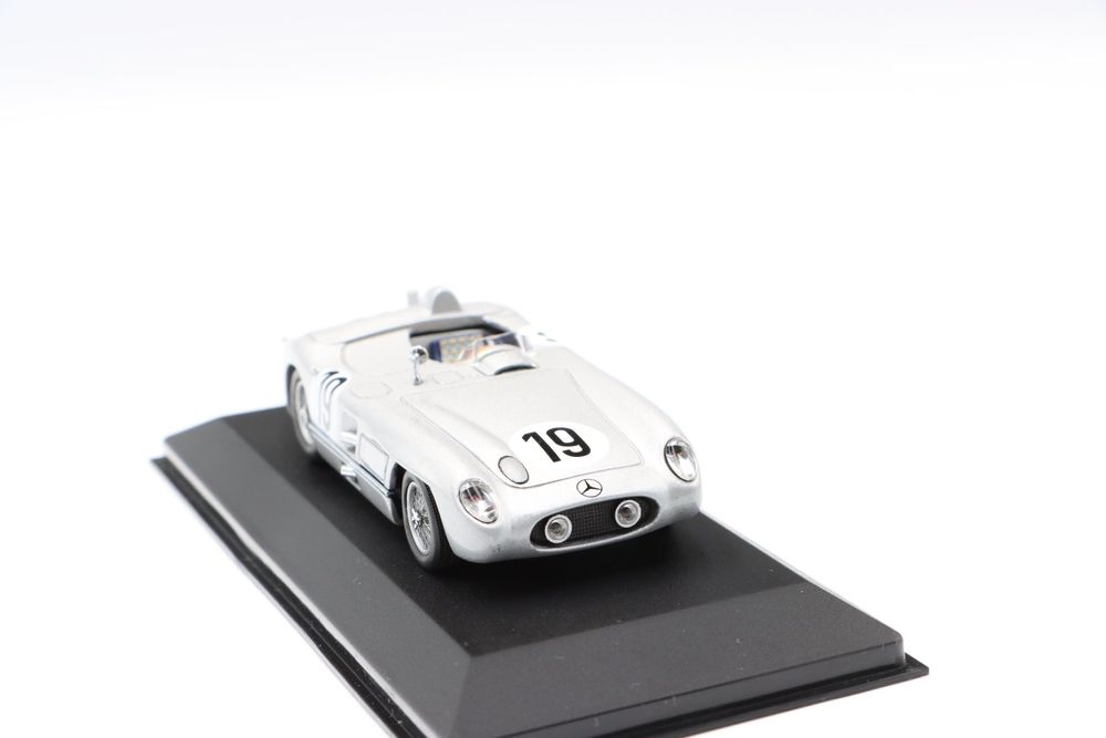 MERCEDES-BENZ 300 SLR - 24h du Mans 1955 Fangio/Moss - Western 1/43 EUR 34,62 - FR