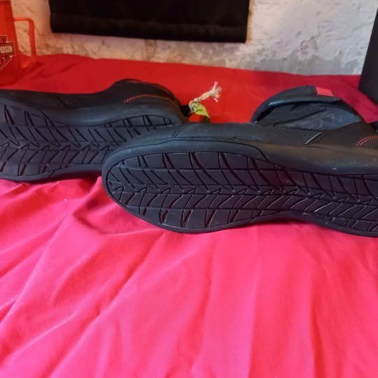Scarpe da uomo: Motorradschuh Grösse 40 – Usato da Hochwald venduto da motowear-secondhand