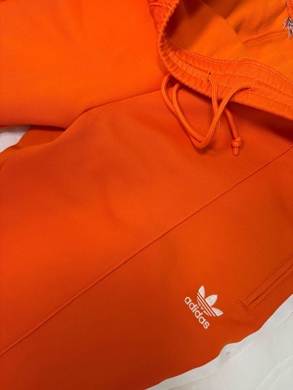 Adidas Hosen: Adidas Jogginghose – Gebraucht aus Uster von Bellaa21 3