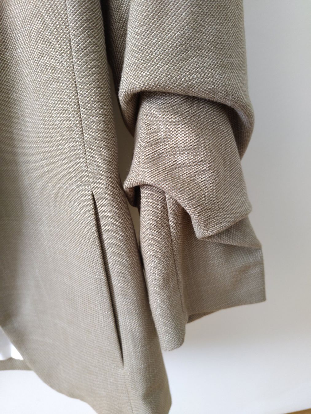 H&M Vestes: Damen Blazer beige 3/4 Ärmel – D'occasion à Baden par shinifin 2
