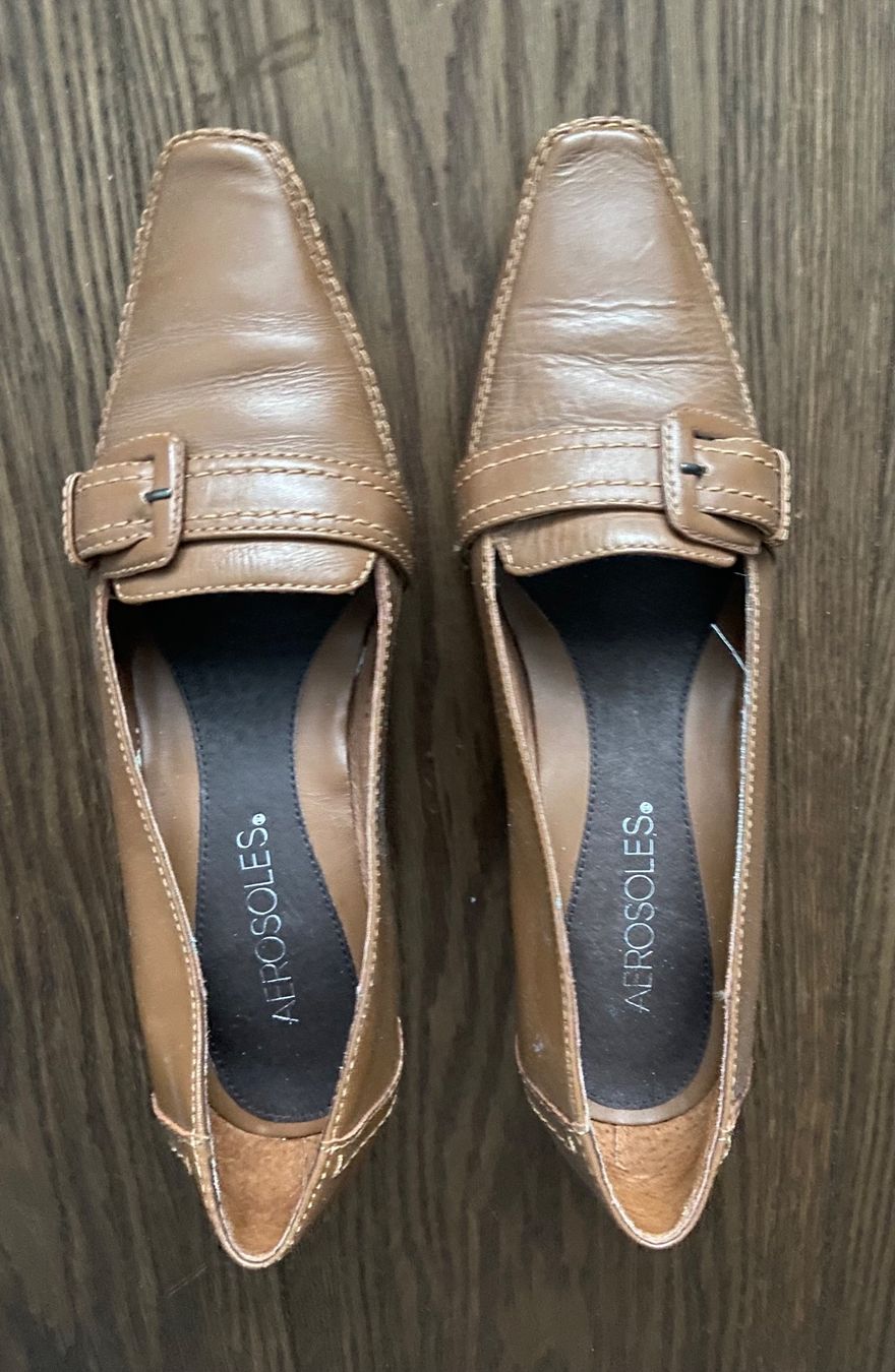 Scarpe da donna: AEROSOLES Damen Lederpumps; Gr37, beige, leger oder elegant – Nuovo (secondo la descrizione) da Meilen venduto da 6g2_2tmv