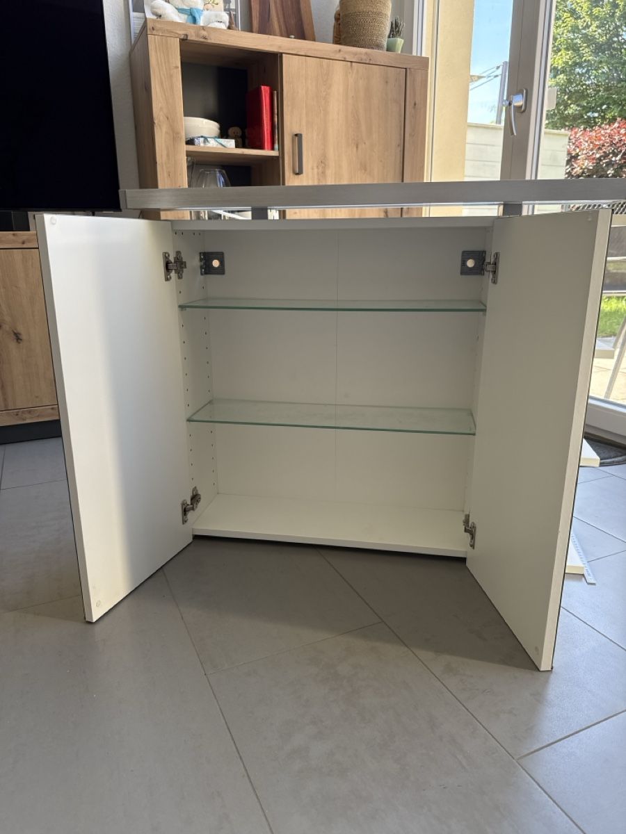 Armadietti a specchio: Bathroom Cabinet with Mirror and Light – Usato da Arlesheim venduto da jan_5fsk 3