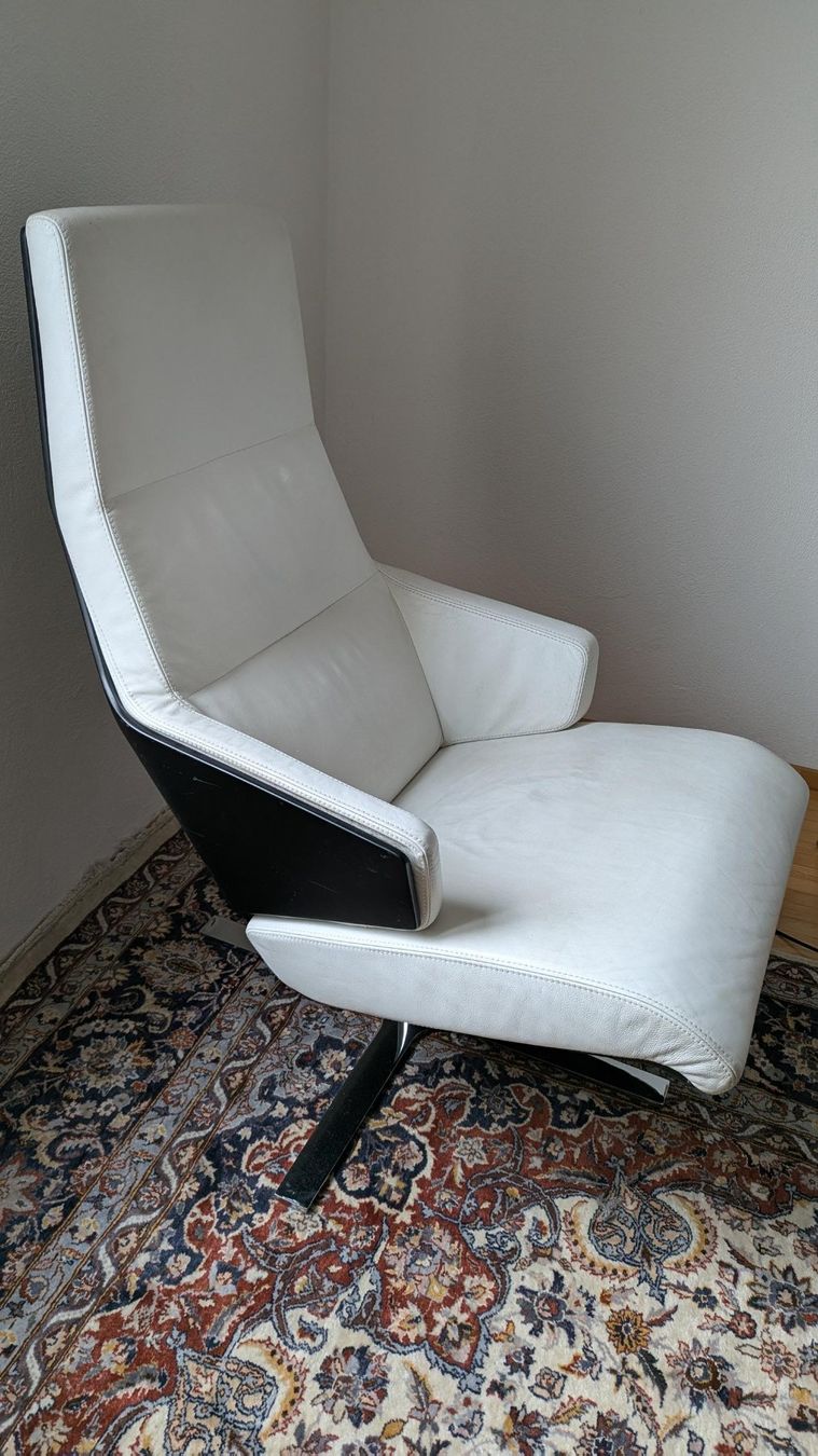 Ligne Roset Sessel: Designer Ledersessel, weiss, drehbar – Gebraucht aus Jenins von Vengel