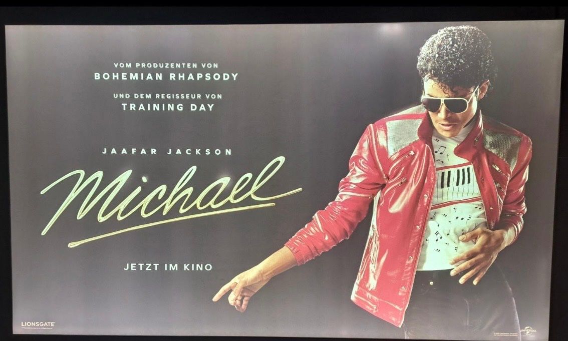 Foto & Immagini: Michael Jackson Plakat 6.20m x 5.30m – Usato da Ebikon venduto da nameismagic