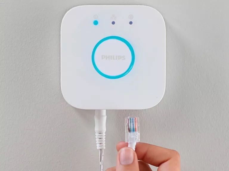 Philips Hubs & Switches: Hue Bridge – Neuf avec emballage d'origine à Biel/Bienne par PauloCordero 2