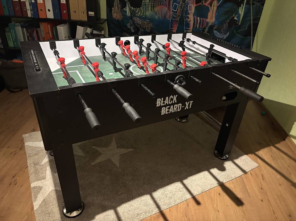 Giocattoli: Black Beard-XT Tischkicker sucht neues zu Hause – Usato da Sutz venduto da ric_kkb7 2