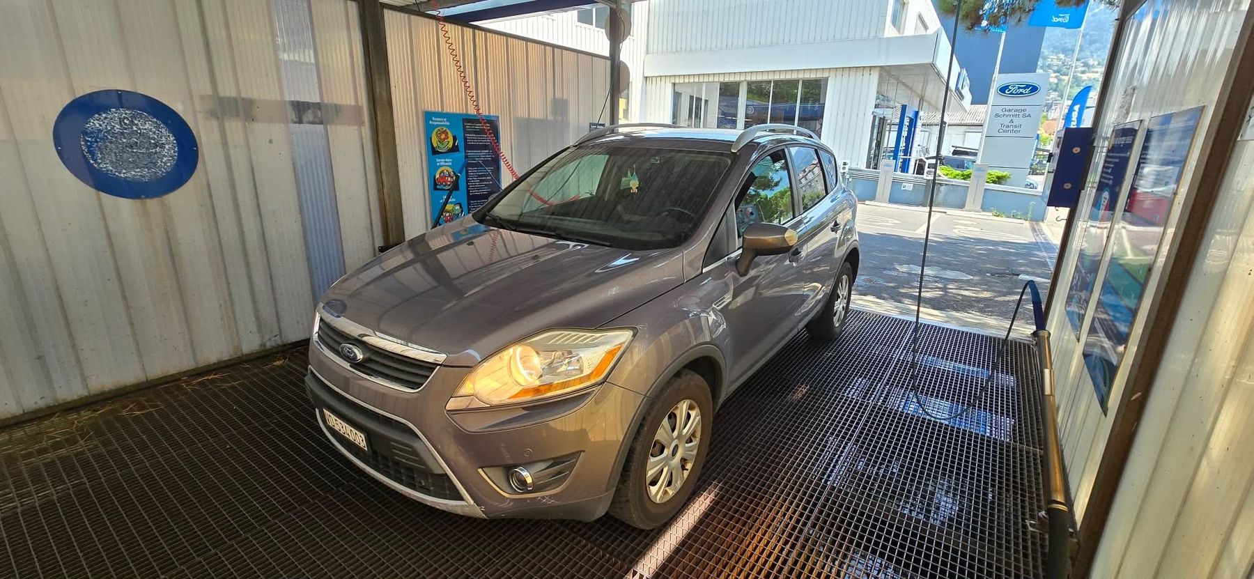 Ford Autos: Ford kuga Diesel  – Gebraucht aus Montreux von aqu_rmd6