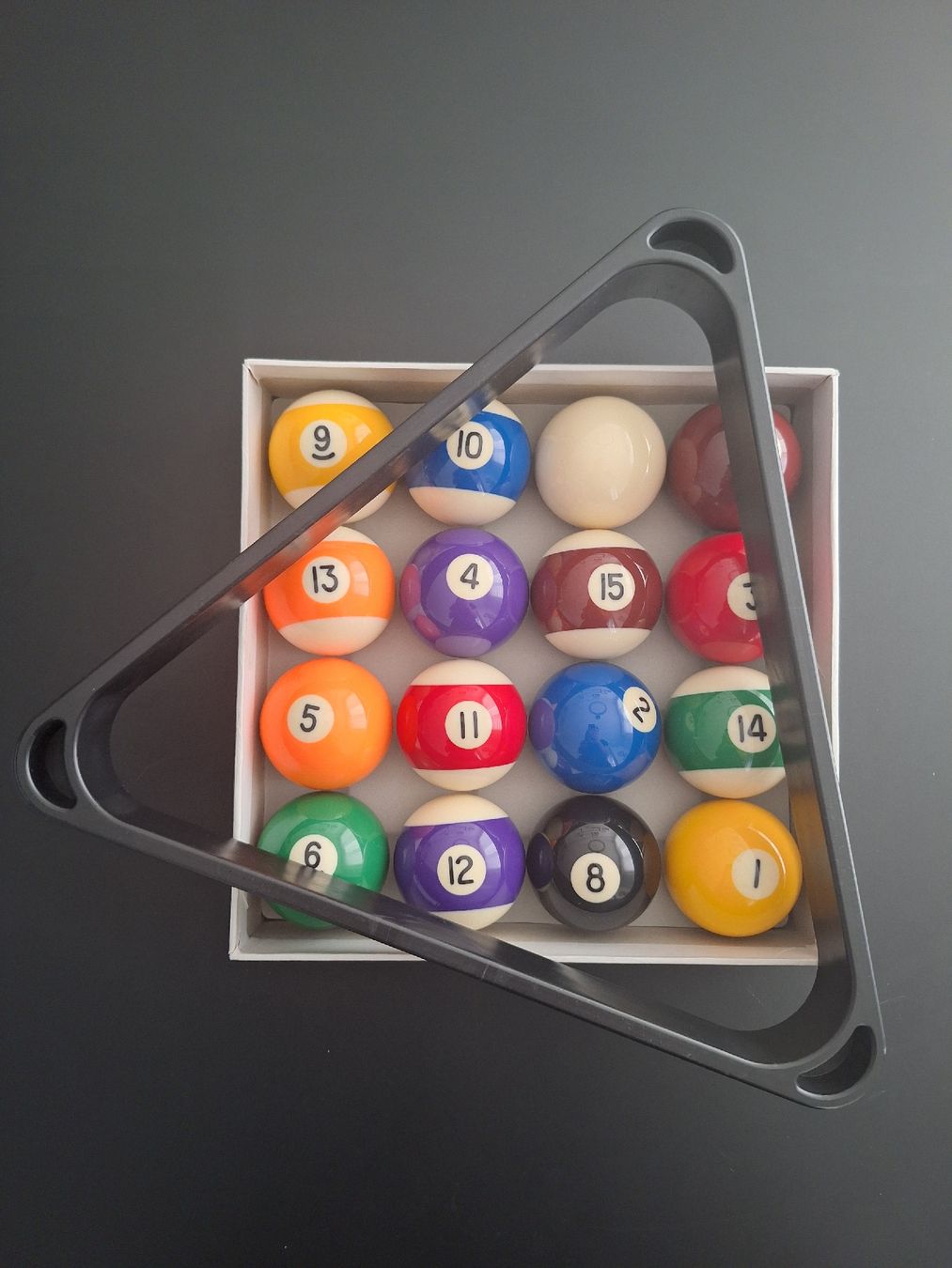 Tavoli da biliardo: Pool Kugeln Set PROSTAR mit Dreieck  – Usato da Jegenstorf venduto da Cherry94