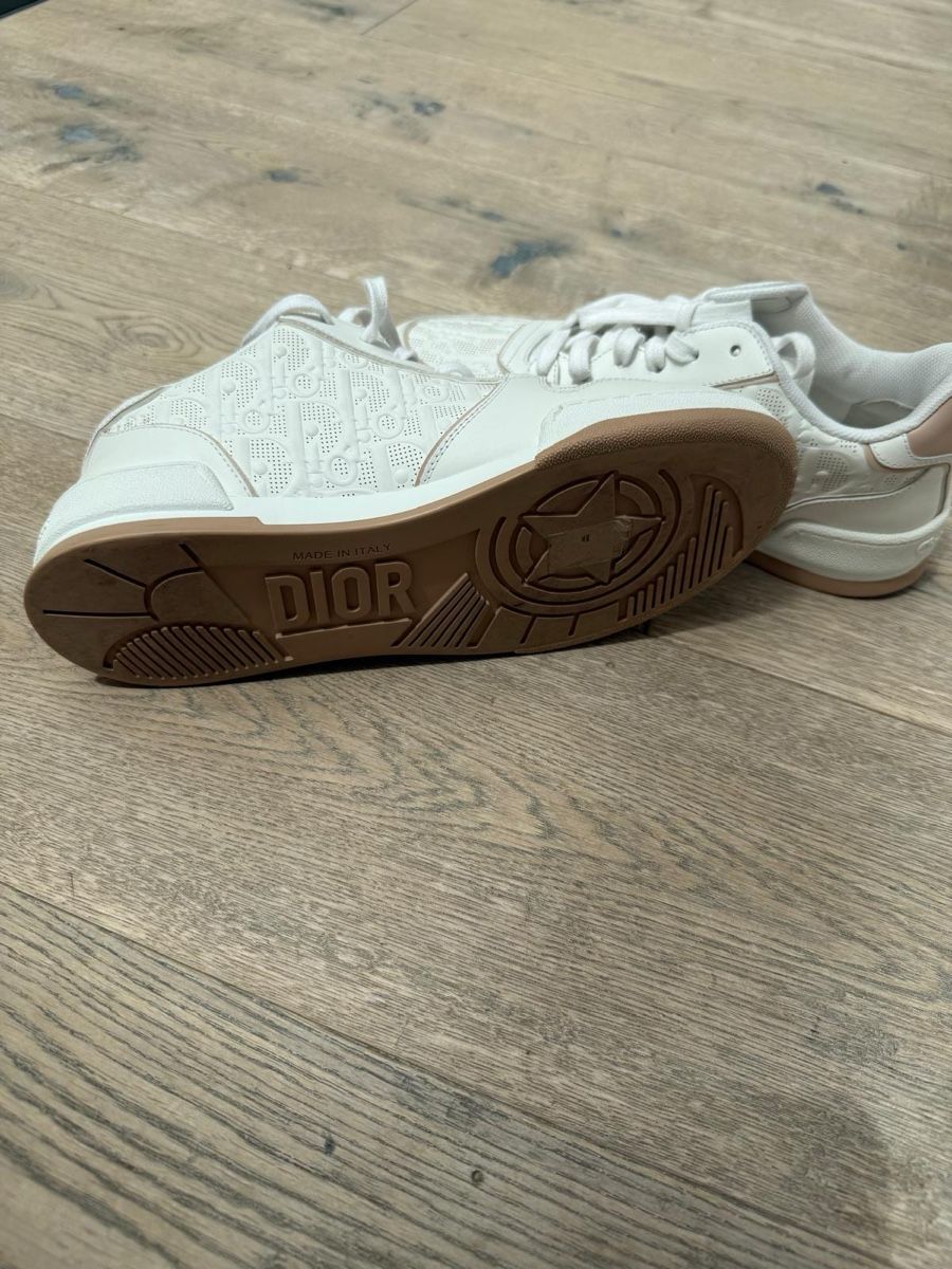 Dior Damenschuhe: Dior Turnschuhe neu – Neu (gemäss Beschreibung) aus Flüelen von NataliyaRohal 1
