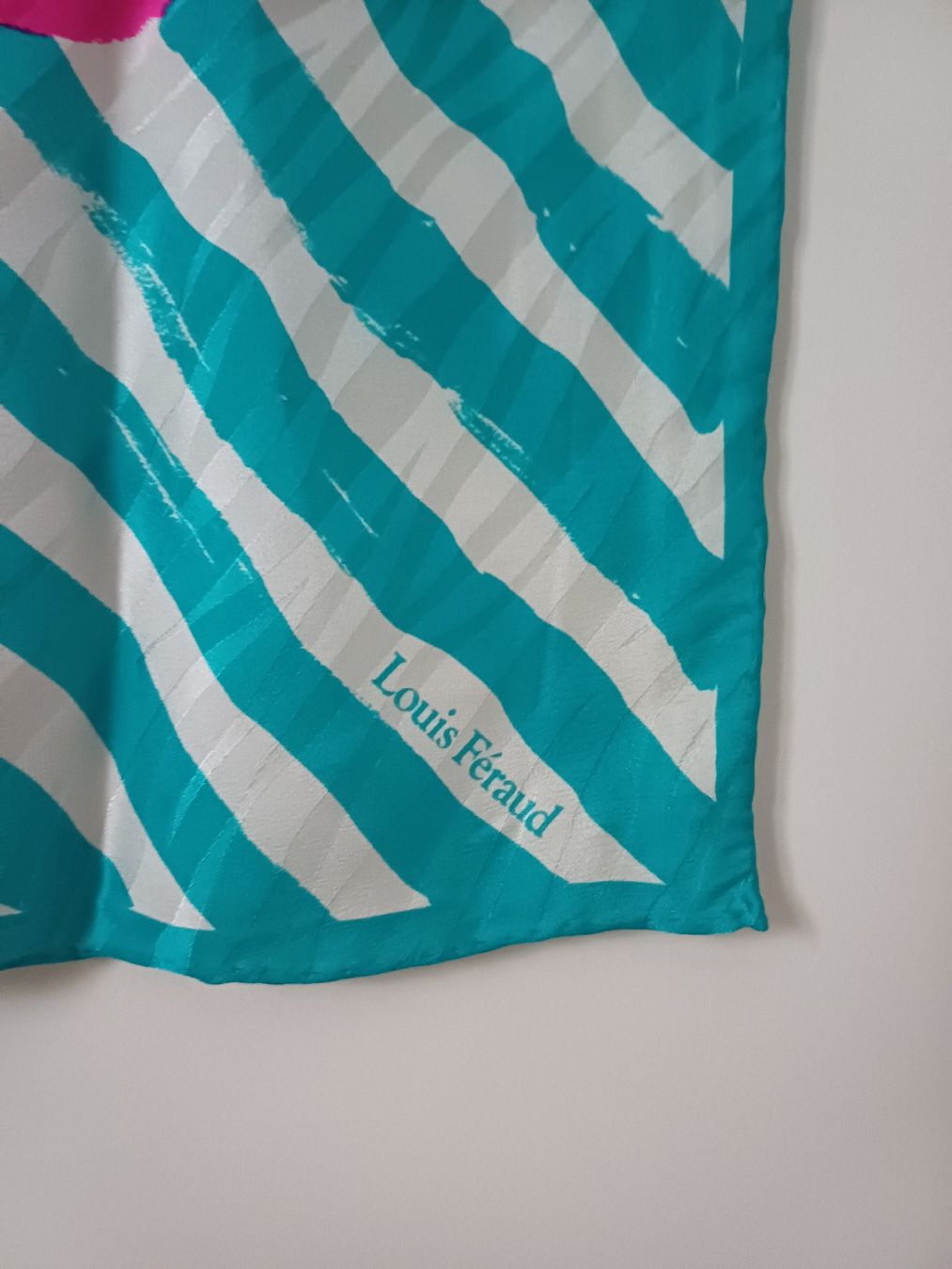 Foulard & Sciarpe: Louis Féraud Seidenfoulard – Usato da Zürich venduto da Avocadokern 1