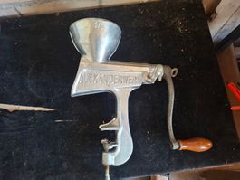 Kurbelmühle Alexanderwerk 376 Metall altes Modell guter Z...
