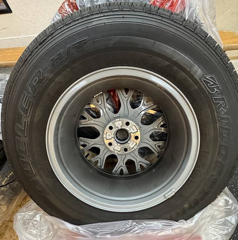 Bridgestone Pneumatici & Ruote complete: Jeep Wrangler Kompletträder – Nuovo (secondo la descrizione) da Hirzel venduto da TargatoNA 3