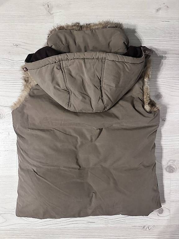 Gilets & Westen: Weste mit Echtfell – Gebraucht aus Emmetten von out_qjr2 1