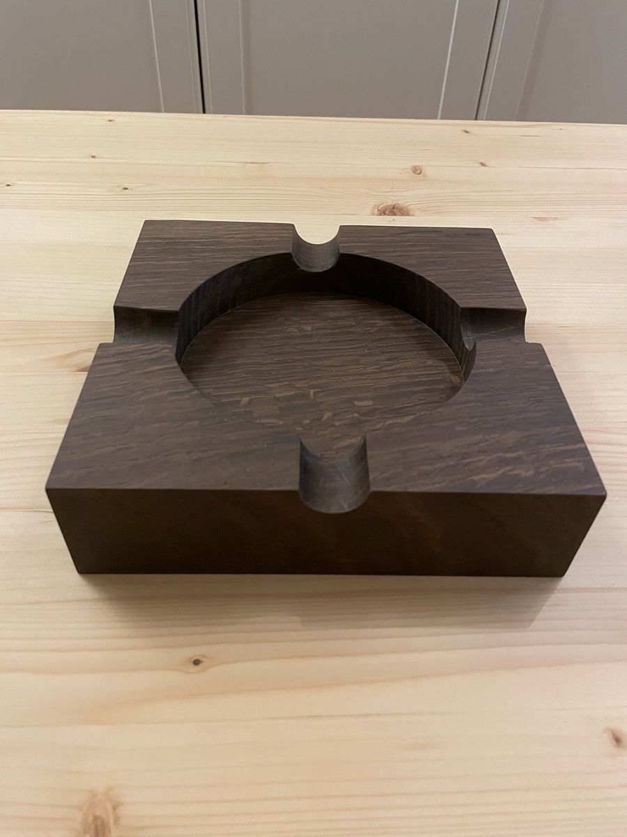 Aschenbecher: Massiv Holz Aschenbecher im einzigartigem Design – Neu (gemäss Beschreibung) aus Seuzach von kaufes8 1