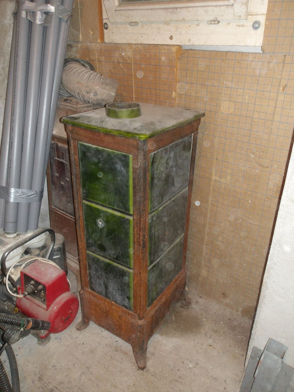Altri mobili d'antiquariato: Antiker Ofen – Difettoso da Füllinsdorf venduto da Ghori 1