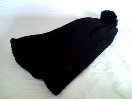 Wintermütze, Schwarz, Handgestrickt, Warm für die Piste!