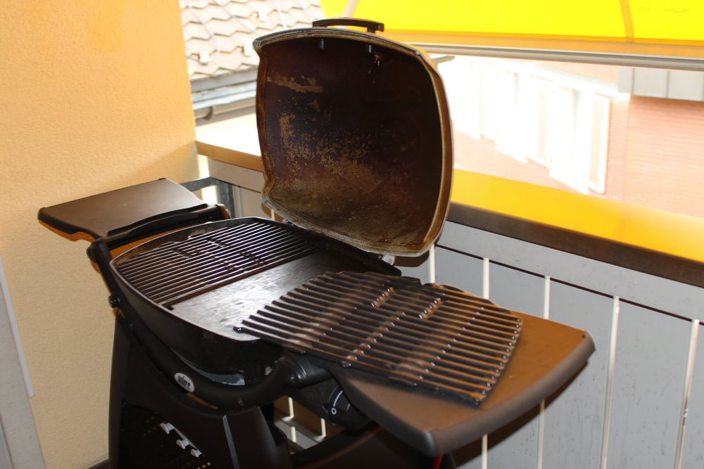 Grill Weber Q2200 | Kaufen auf Ricardo