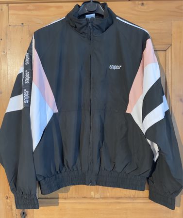 Snipes Jacke Übergangsjacke Gr. S Damen schwarz/rosa weiss