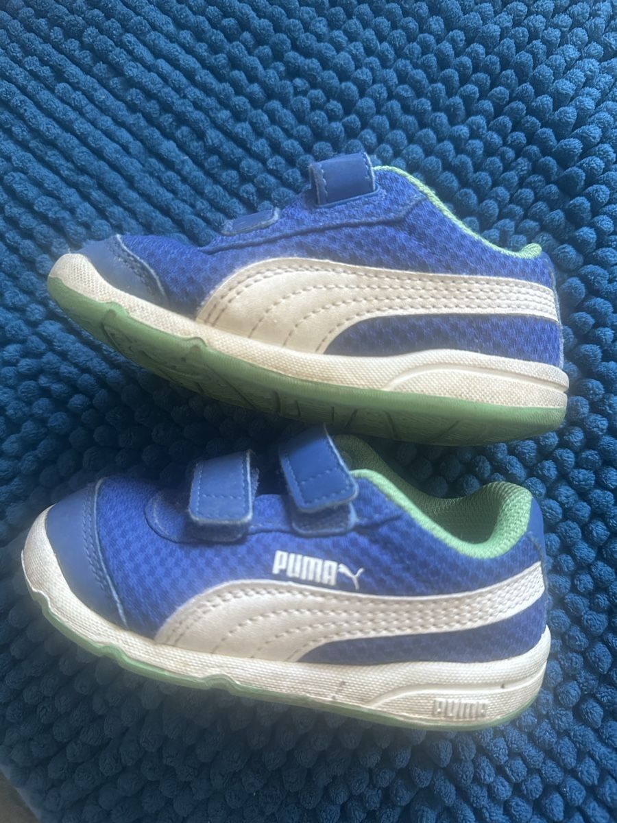 Nike Scarpe per ragazzi: 2 schuhe  Nike / new balance gr 22 – Usato da Uster venduto da bek_v2ct 2