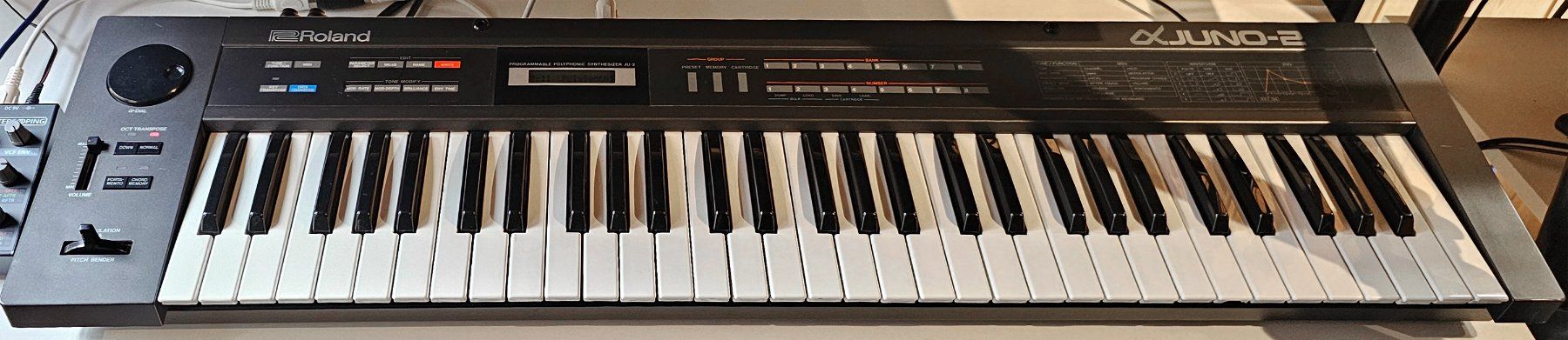 Roland Strumenti musicali: Roland alpha Juno-2 vintage synthesizer mit Controller -TOP! – Usato da Rohrbach venduto da Orangetree 1