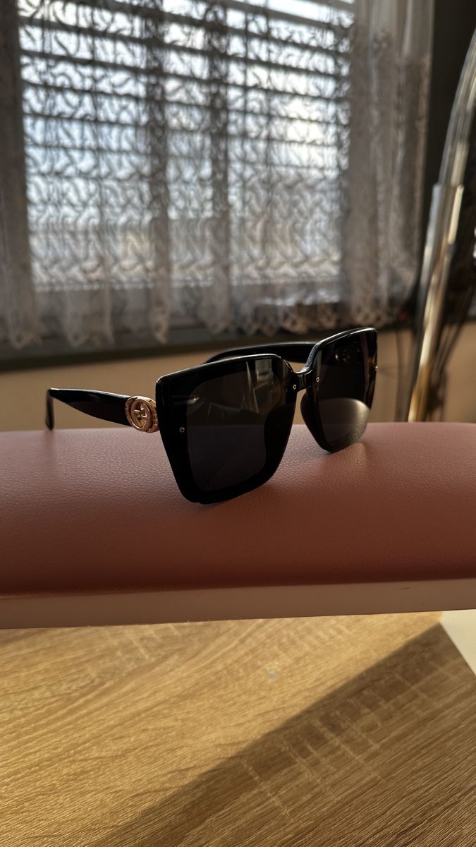 Occhiali & Lenti: Sonnenbrille Schwarz  Neuwertig – Nuovo (secondo la descrizione) da Winterthur venduto da -BeHappy24-