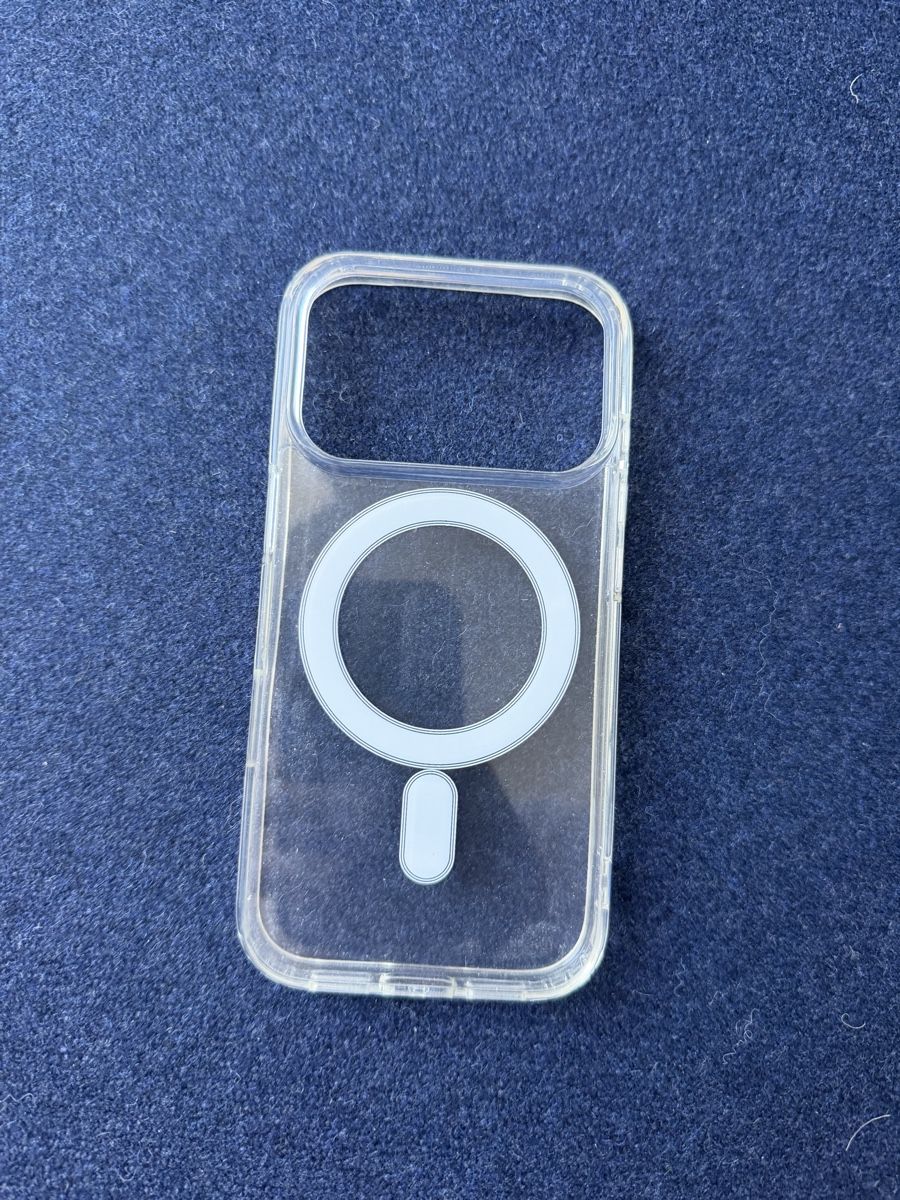 Apple Covers & Schutzfolien: iPhone 17 Pro clear magsafe case – Gebraucht aus Zürich von jankais3r