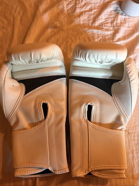 Handschuhe & Handstulpen: Rodrick Boxhandschuhe – Gebraucht aus Hellikon von ind_m7n8 2