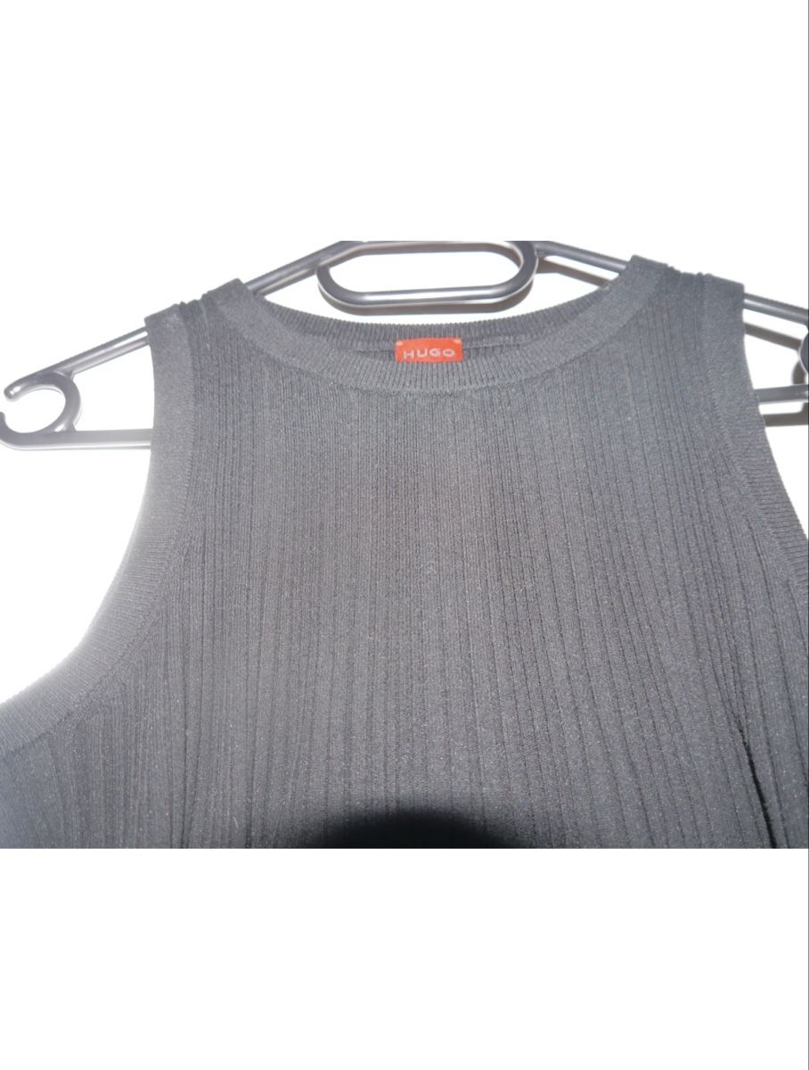 Hugo Boss Tops: HUGO BOSS: Schwarzes Tanktop – Neuf (Voir description) à Bern par AnoukLouisa 2