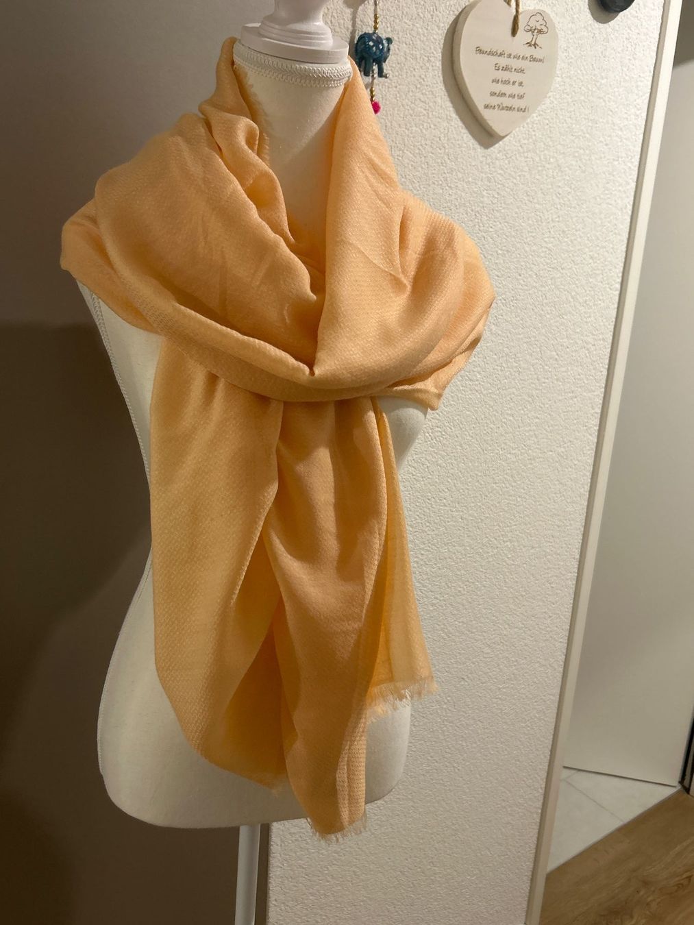 Mango Foulards, Tücher & Schals: Schal aprikose von MANGO – Gebraucht aus Brunnen von Nala2929 1