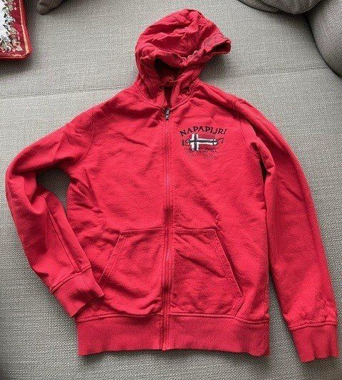 Napapijri Jacken: Napapijri Sweatjacke GUIRO Grösse M – Gebraucht aus Zufikon von h_s_8xnb 1