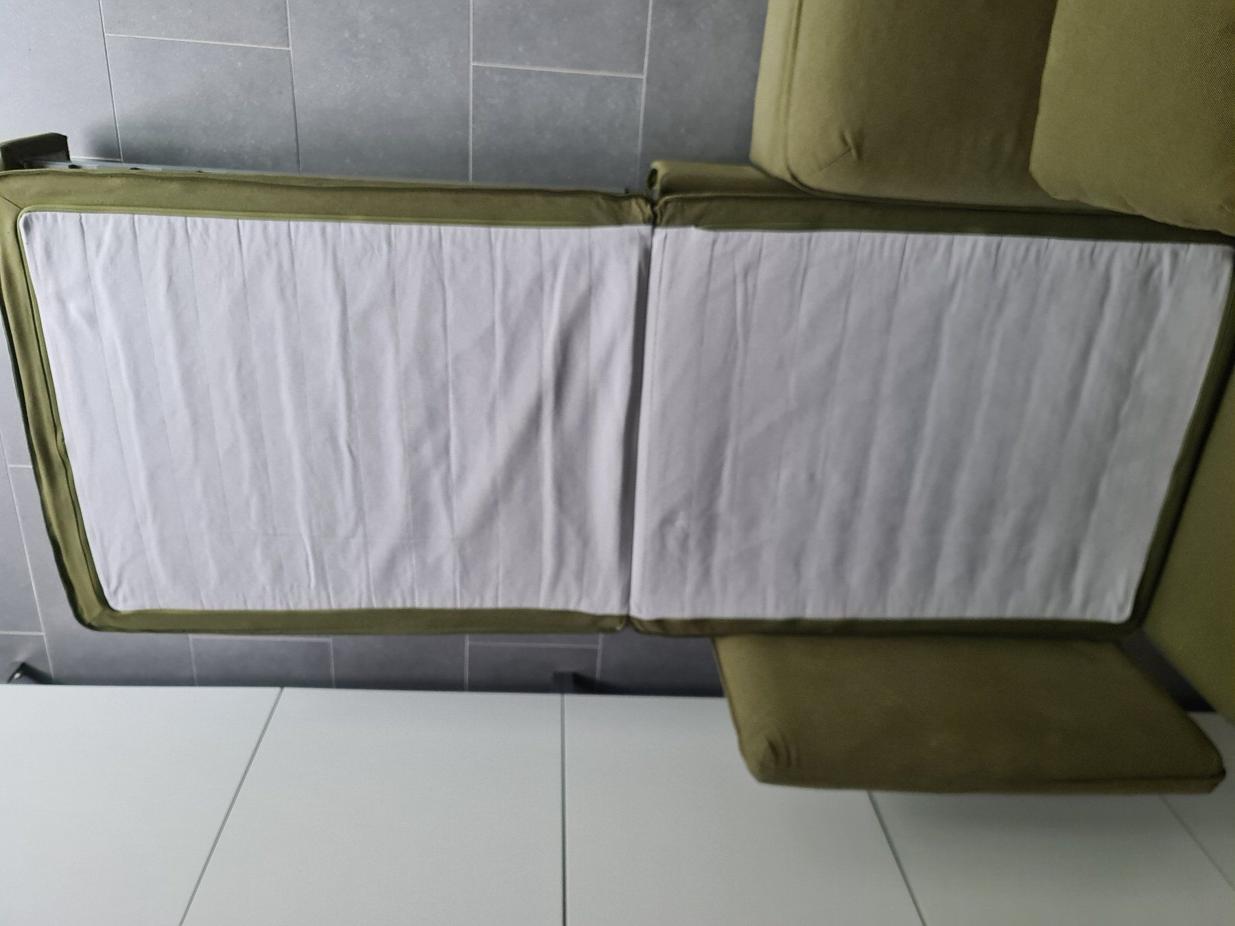 Ikea Divani: Ikea Vallentuna Sofa Couch Schlafsofa Bettsofa – Usato da Hausen AG venduto da Vugri 6
