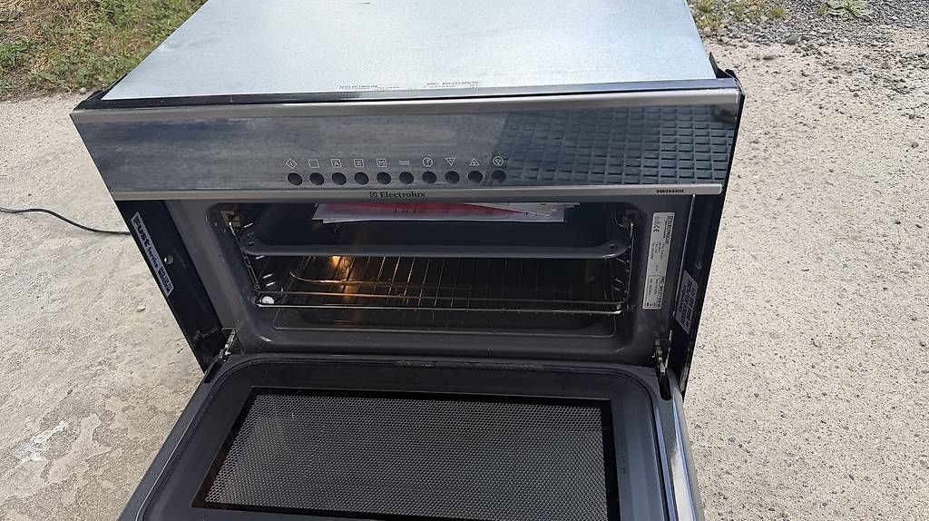 Electrolux Appareils de cuisine: Electrolux Backofen mit Mikrowelle – D'occasion à Künten par buli76 1