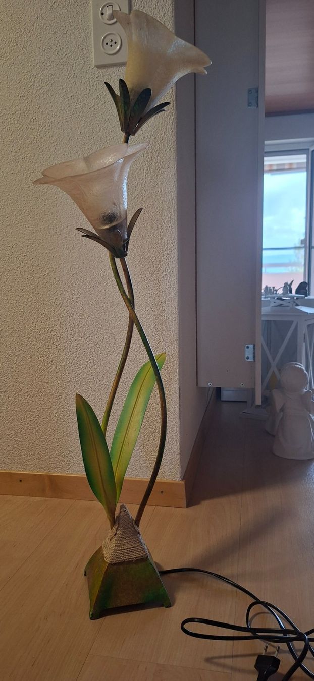 Lampen: Stehlampe – Gebraucht aus Männedorf von Mis_nl7l 3