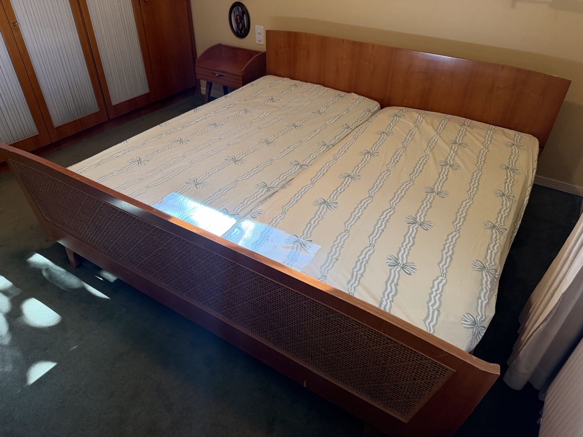 Letti: Chambre à coucher complète vintage 1950 – Usato da Nyon venduto da Oceandrive305 2