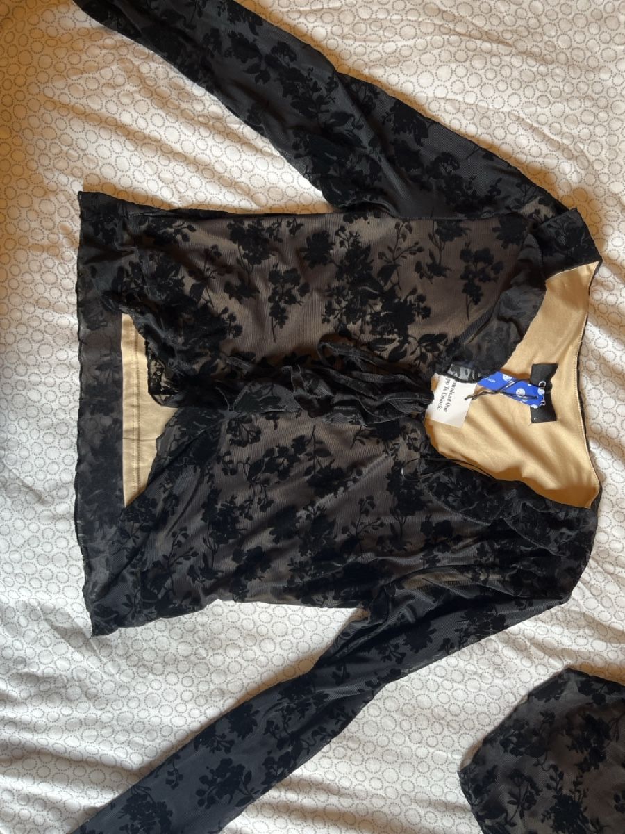 Lots de vêtements: Two piece set – Neuf avec emballage d'origine à Kandersteg par s_ehr 1