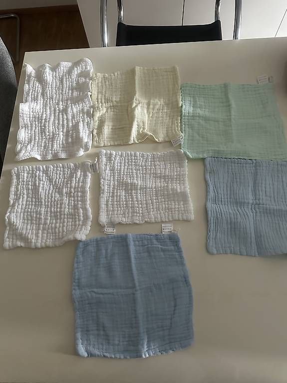 Kleiderpakete & -sets: Babykleider 50/56 – Gebraucht aus Kloten von Brilliant26 1