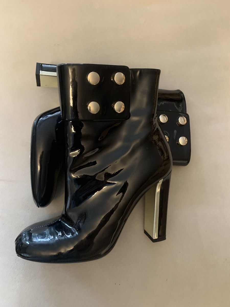 Gucci Chaussures femmes: Gucci Stiefeletten  – D'occasion à Bergdietikon par zor_856j